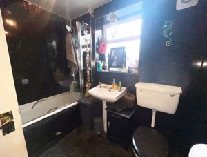 Photo 6- click for photo gallery